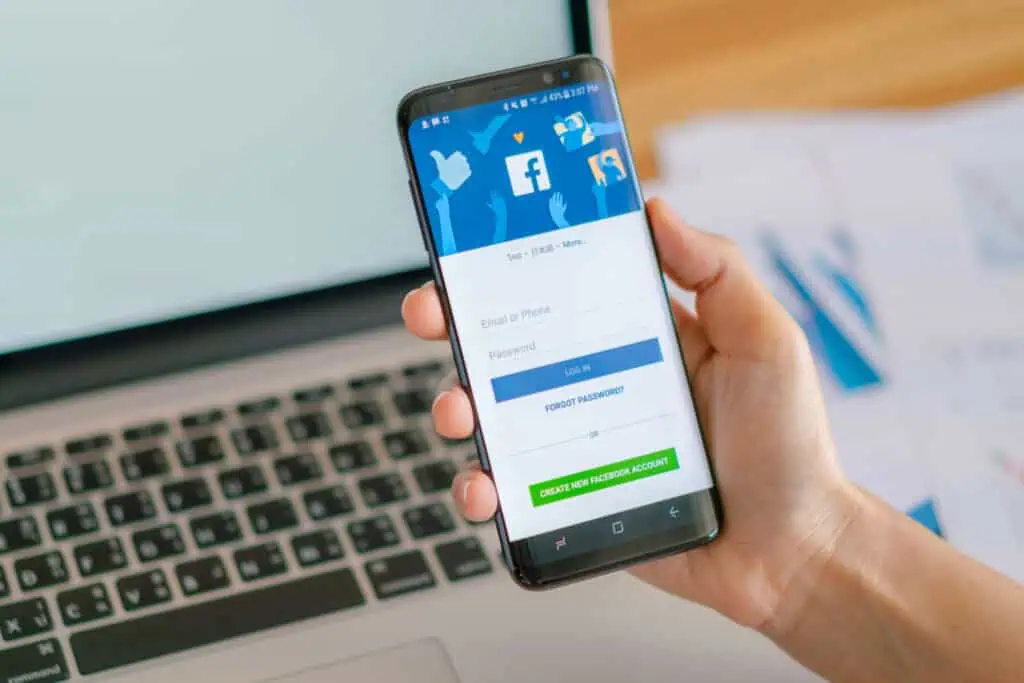 Boost publication Facebook ou campagne Facebook Ads